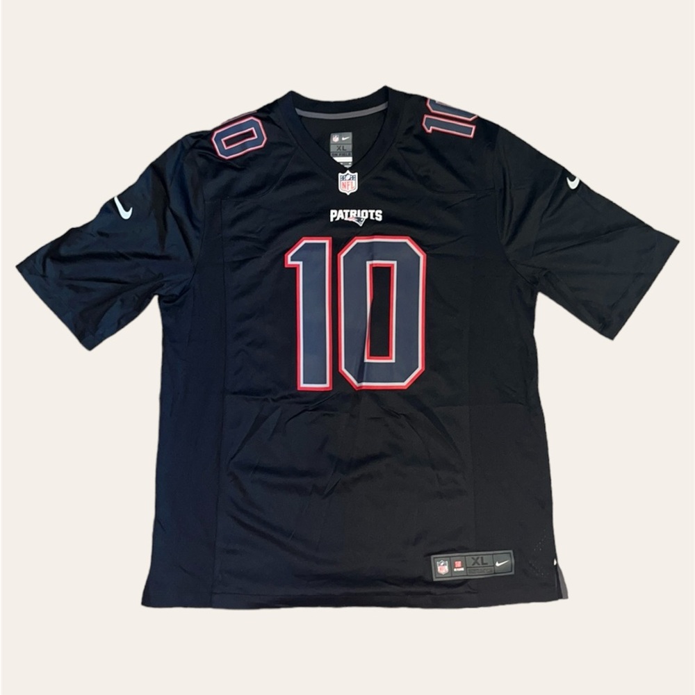 Nike Men's New England Patriots Mac Jones #10 Black Game Jersey